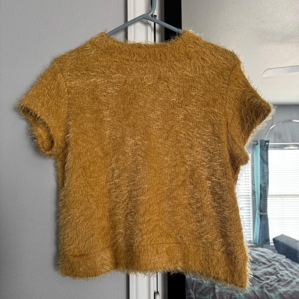 NWOT❤️J. Roberts❤️ Mustard Sweater size L